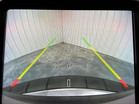 Used 2020 Jeep Cherokee Trailhawk w/ Cold Weather Group image 21