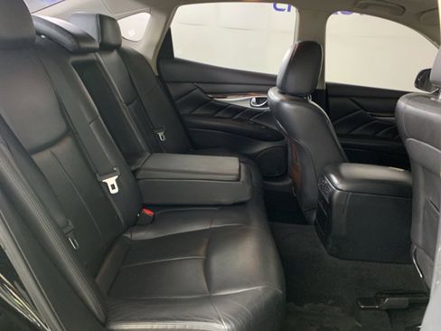 Used 2015 INFINITI Q70 3.7 image 37