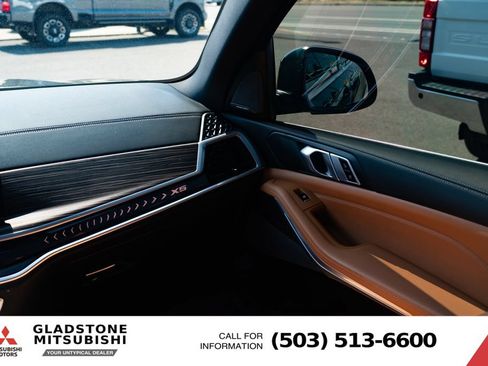 Used 2024 BMW X5 xDrive40i w/ Premium Package AWD/4WD image 11