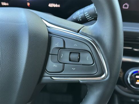 Used 2024 Buick Envista Sport Touring w/ Convenience I Package image 25