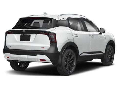 New 2026 Nissan Kicks SR FWD image 20