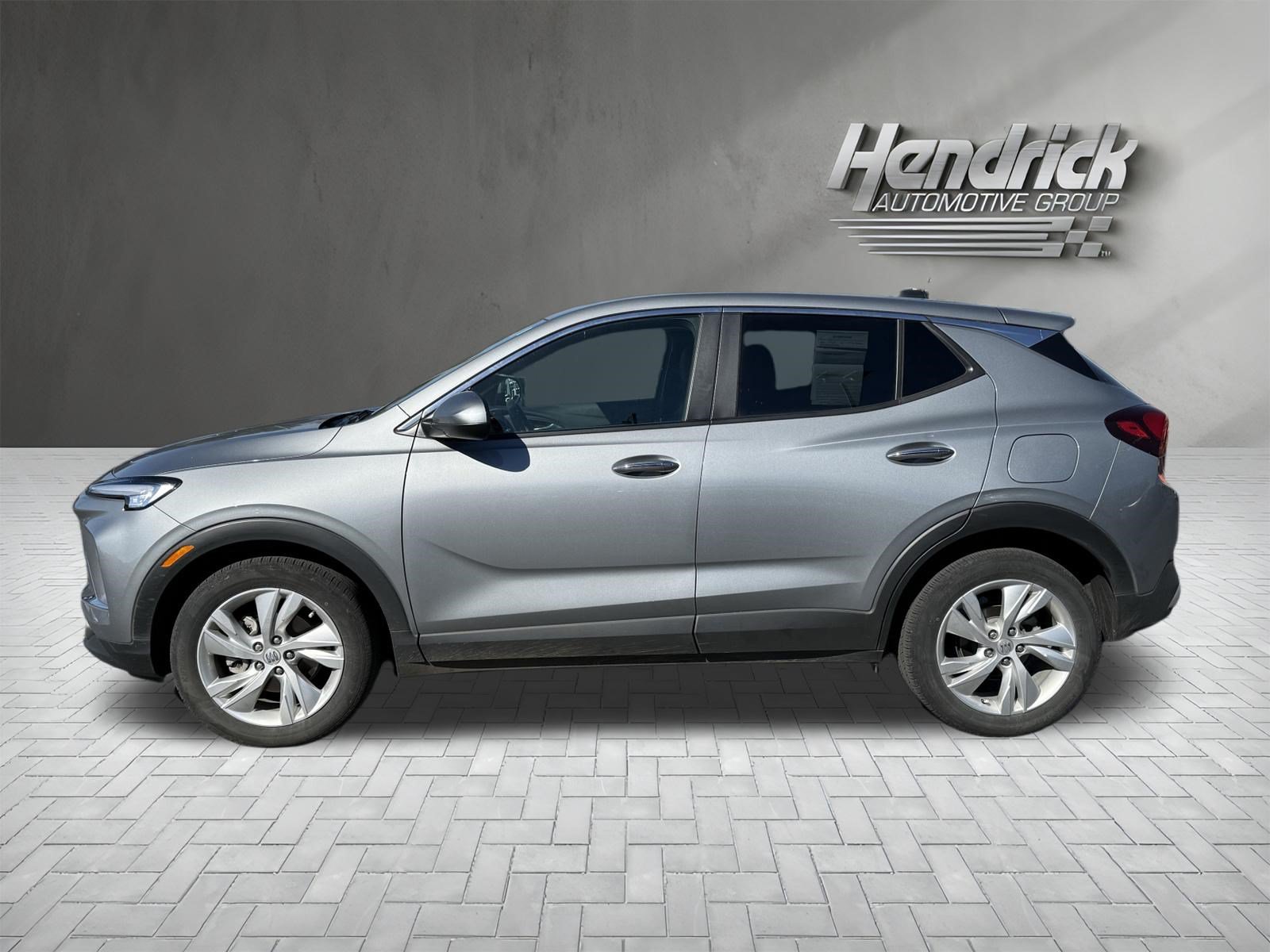 Used 2024 Buick Encore GX Preferred w/ Comfort Package FWD image 8