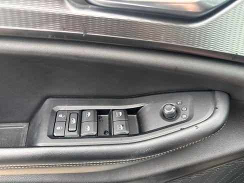Used 2024 Jeep Grand Cherokee Altitude AWD/4WD image 32