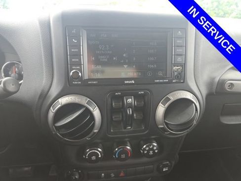 Used 2014 Jeep Wrangler Unlimited Sport w/ Quick Order Package 24S AWD/4WD image 6