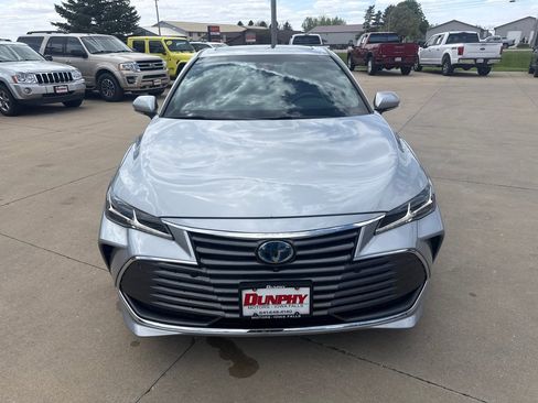 Used 2021 Toyota Avalon Limited w/ Advanced Safety Package FWD image 8