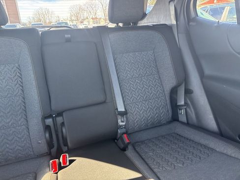 Used 2024 Chevrolet Equinox LT image 16