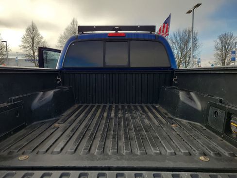 Used 2014 Toyota Tacoma 4x4 Double Cab w/ TRD Sport Package image 27