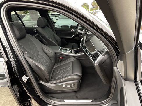 Certified 2024 BMW X5 sDrive40i w/ Premium Package RWD image 22