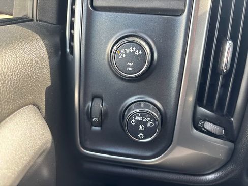 Certified 2017 Chevrolet Silverado 1500 LT w/ All Star Edition AWD/4WD image 22