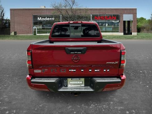 Used 2022 Nissan Frontier Pro-X RWD image 3