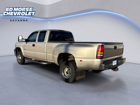 Used 2005 Chevrolet Silverado 3500 LS image 3