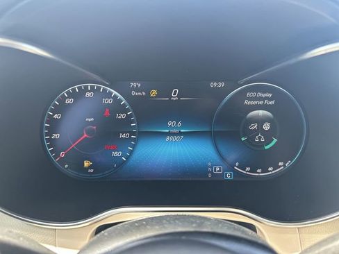 Used 2022 Mercedes-Benz GLC 300 image 26