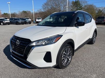 Used 2024 Nissan Kicks SV