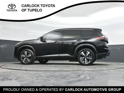 Used 2025 Nissan Rogue SL w/ SL Premium Package image 44