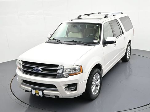 Used 2015 Ford Expedition EL Limited w/ Equipment Group 301A AWD/4WD image 18