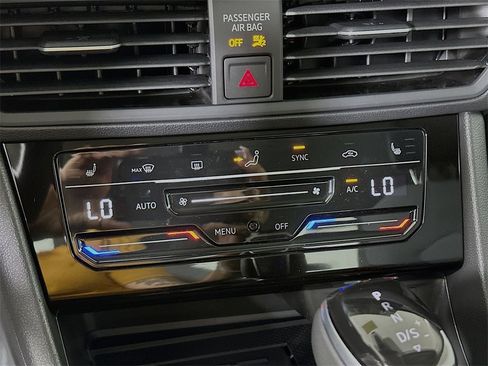 New 2025 Volkswagen Jetta SE image 14