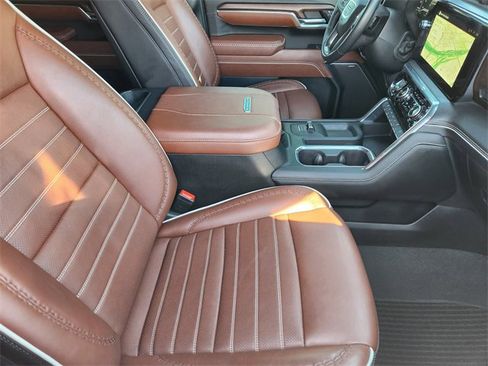 Used 2024 GMC Sierra 2500 Denali Ultimate w/ Max Trailering Package image 14