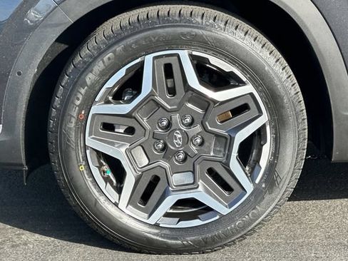Used 2022 Hyundai Santa Fe Limited FWD image 30
