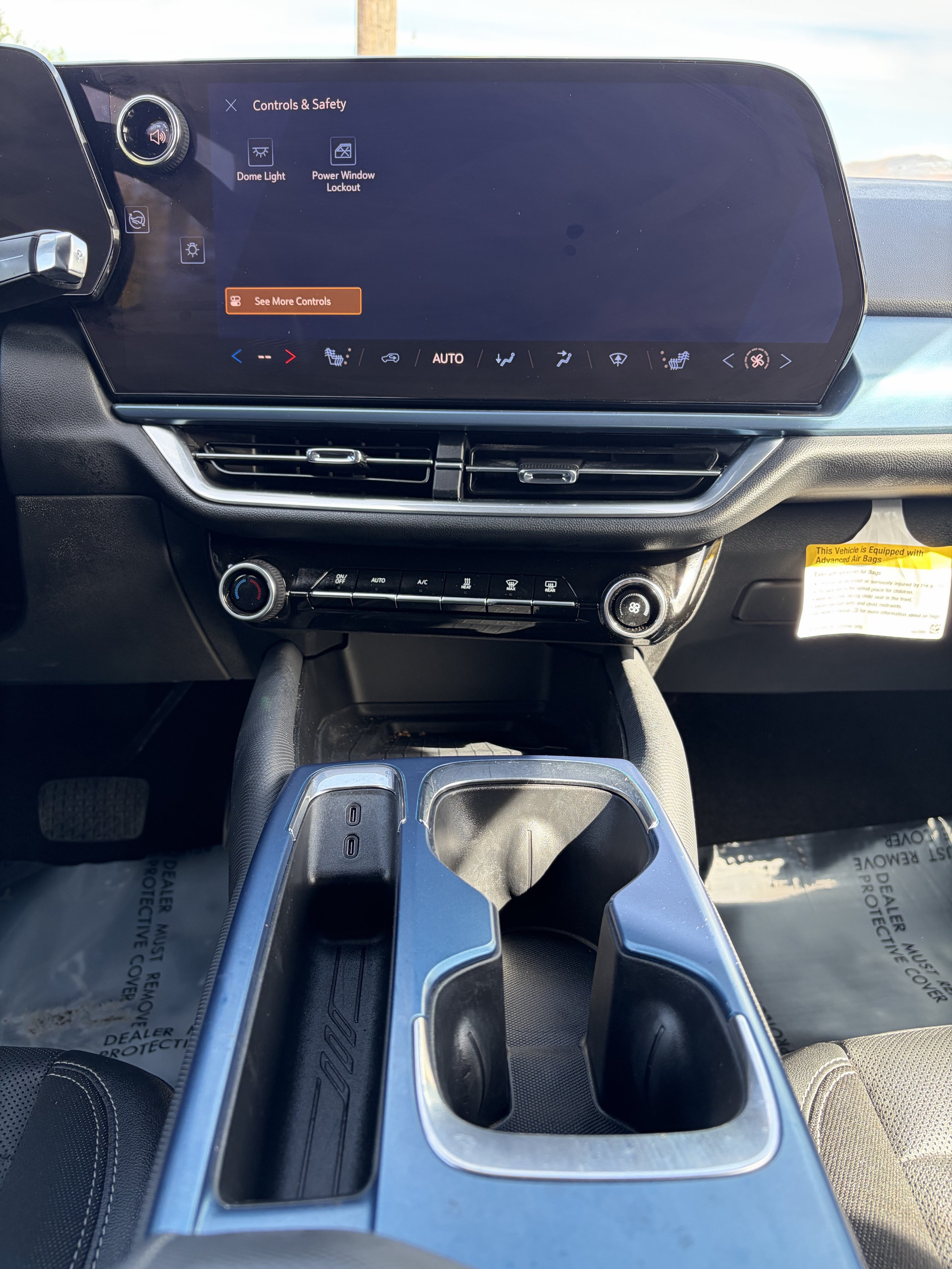 Used 2024 Chevrolet Equinox EV LT w/ LPO, Active Package FWD image 21