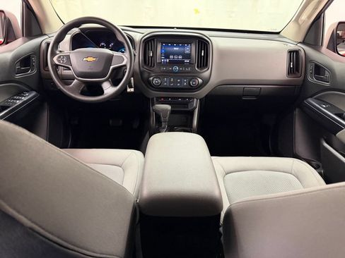 Used 2020 Chevrolet Colorado W/T w/ WT Convenience Package RWD image 28