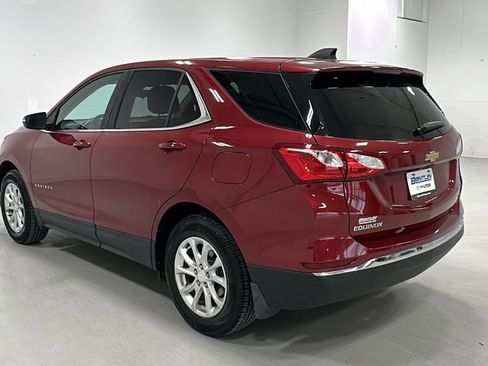 Used 2018 Chevrolet Equinox LT image 3