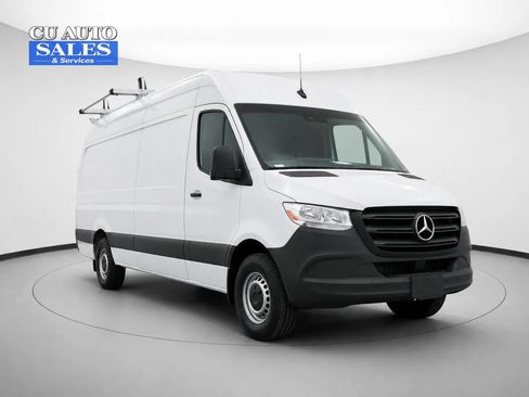 Used 2022 Mercedes-Benz Sprinter 2500 image 1