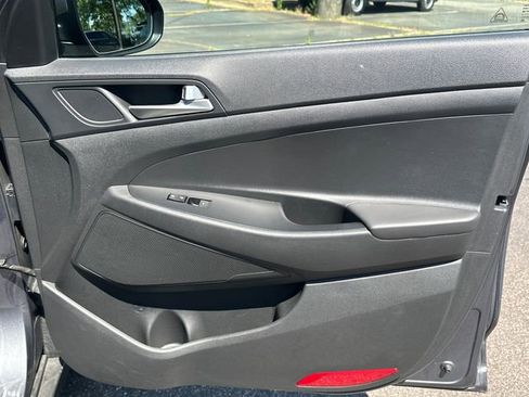 Used 2019 Hyundai Tucson Value FWD image 15