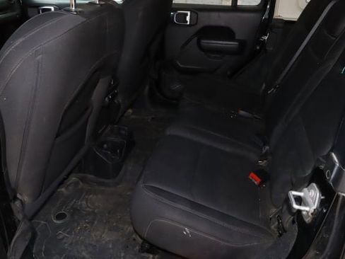 Used 2022 Jeep Wrangler Unlimited Sport AWD/4WD image 5