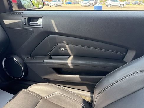 Used 2014 Ford Mustang GT Premium w/ Comfort Package RWD image 19