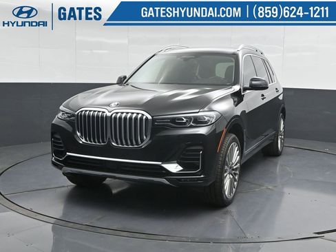 Used 2019 BMW X7 xDrive50i w/ Premium Package AWD/4WD image 6