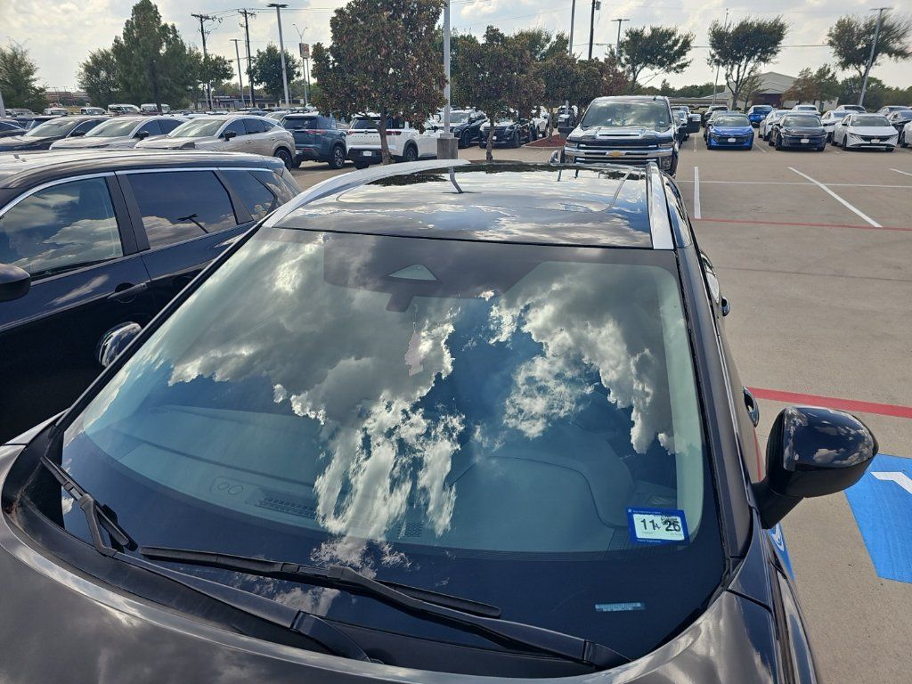 Certified 2024 Nissan Rogue SV w/ SV Premium Package FWD image 11