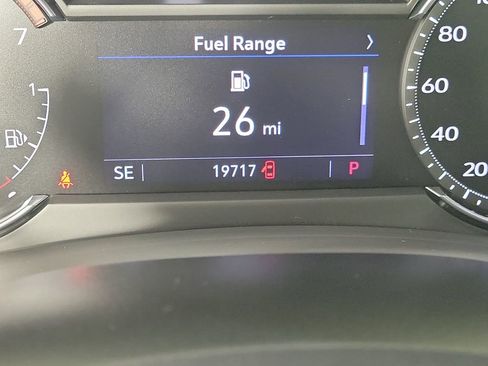 Used 2021 Cadillac XT4 Premium Luxury w/ Driver Awareness Package FWD image 24