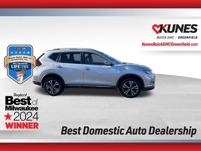 Used 2018 Nissan Rogue SL w/ Premium Package