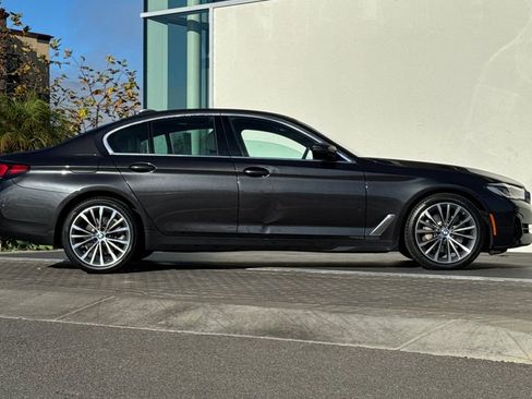 Used 2021 BMW 530i 530i w/ Convenience Package image 2