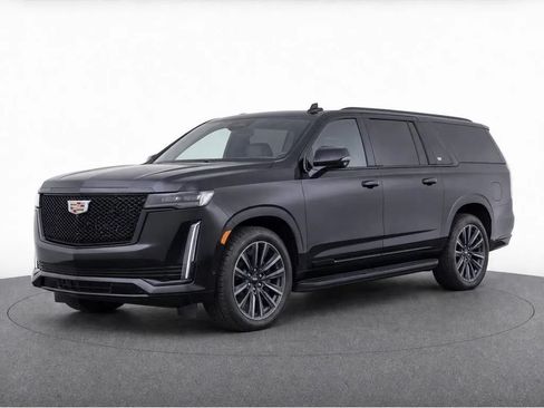 Used 2022 Cadillac Escalade ESV Sport AWD/4WD image 2