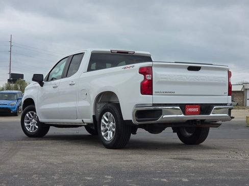 Used 2023 Chevrolet Silverado 1500 LT AWD/4WD image 22