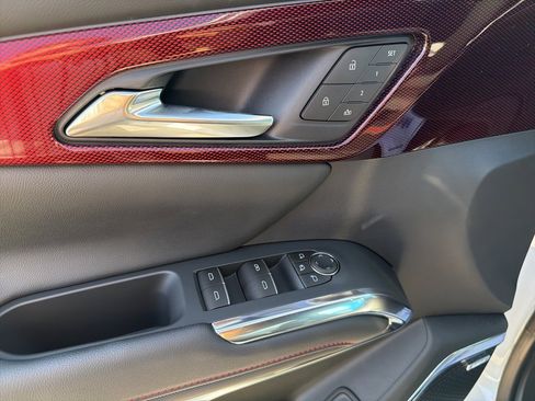 New 2026 Chevrolet Traverse RS w/ LPO, Floor Liner Package image 21