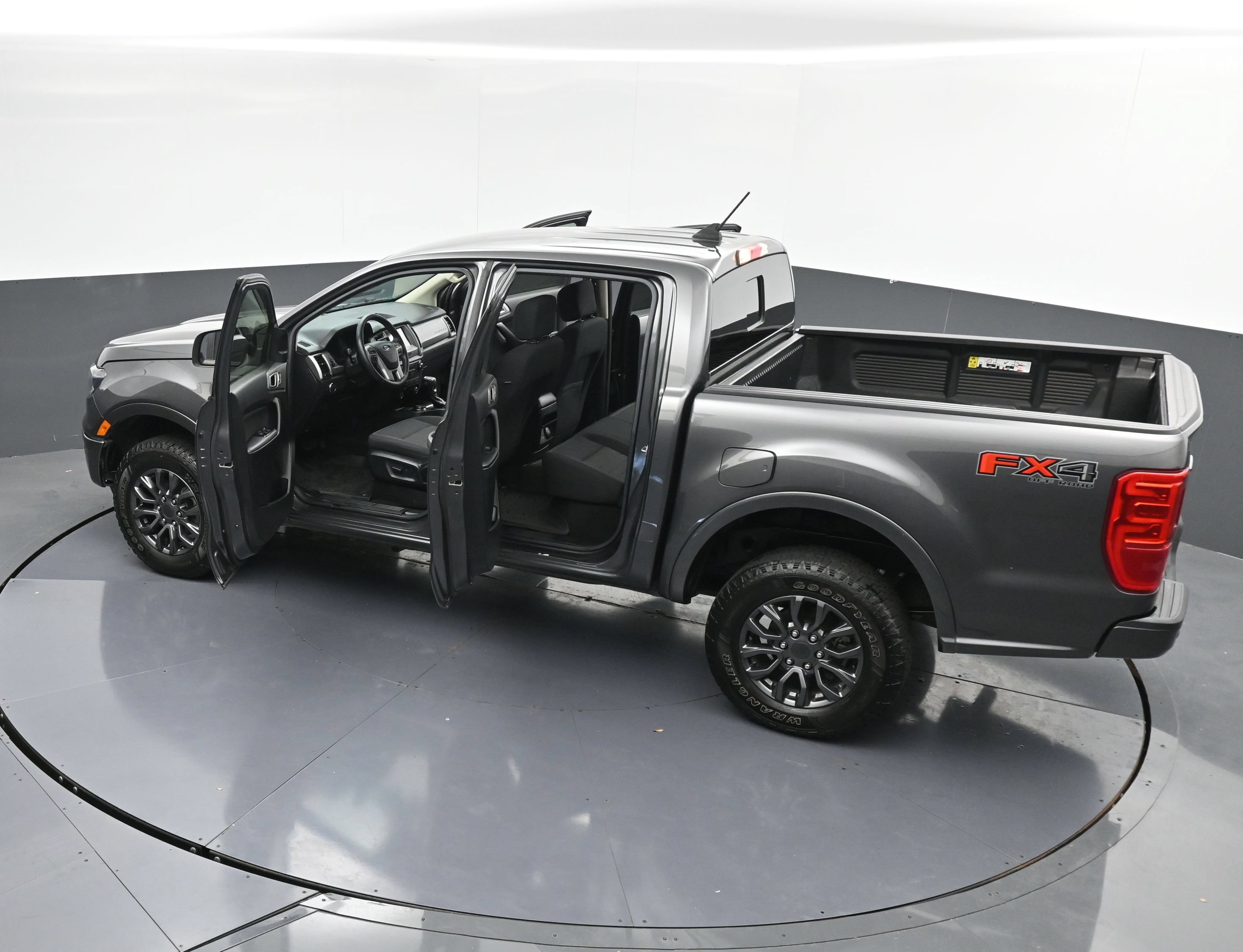 Used 2020 Ford Ranger XLT w/ Equipment Group 302A Luxury AWD/4WD image 44