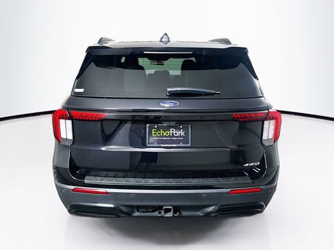 Used 2025 Ford Explorer ST-Line w/ ST-Line Street Pack AWD/4WD image 7