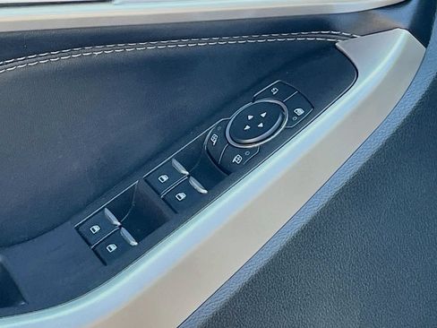 Used 2023 Ford Explorer Limited RWD image 18