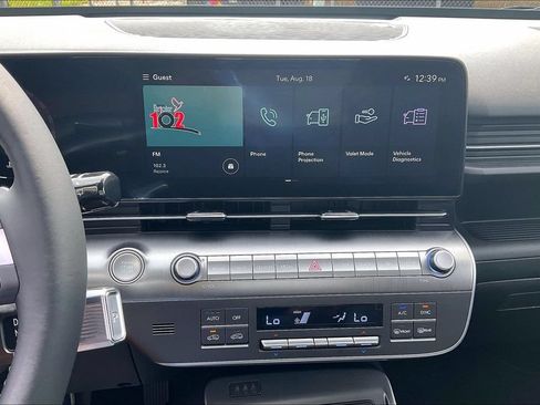 Used 2026 Hyundai Kona SEL Premium FWD image 17