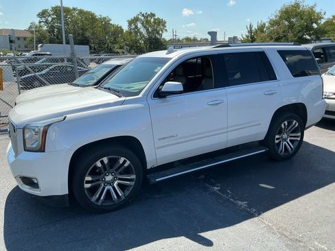 Used 2017 GMC Yukon Denali w/ Open Road Package AWD/4WD image 3