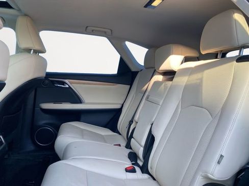 Used 2022 Lexus RX 350L Premium w/ Premium Package image 13