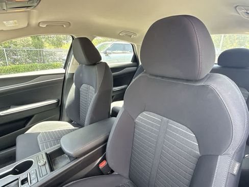 Certified 2026 Kia K5 LXS FWD image 19