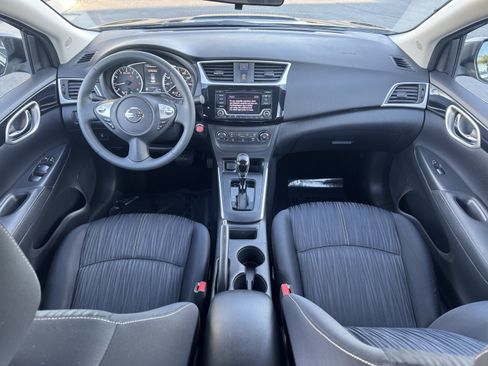 Used 2016 Nissan Sentra SV image 28