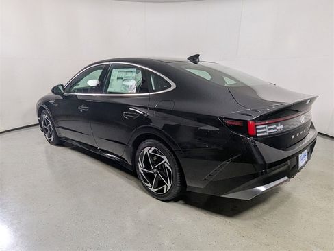 New 2026 Hyundai Sonata SEL image 5