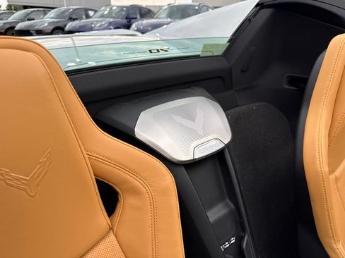 Used 2023 Chevrolet Corvette Stingray Preferred Conv w/ Z51 Performance Package RWD image 17