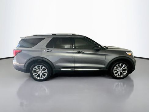 Used 2021 Ford Explorer Limited w/ Equipment Group 301A AWD/4WD image 8