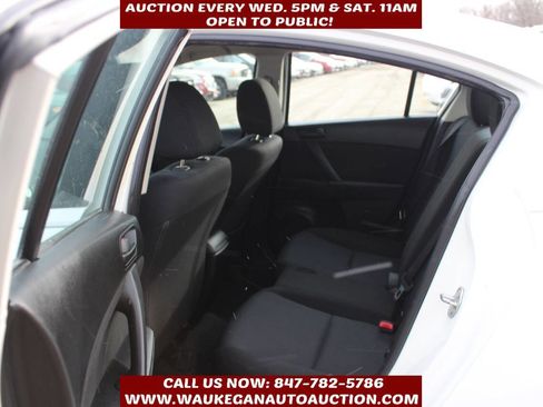 Used 2011 MAZDA MAZDA3 i Sport image 7