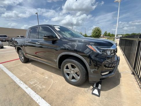 Used 2023 Honda Ridgeline RTL-E image 2